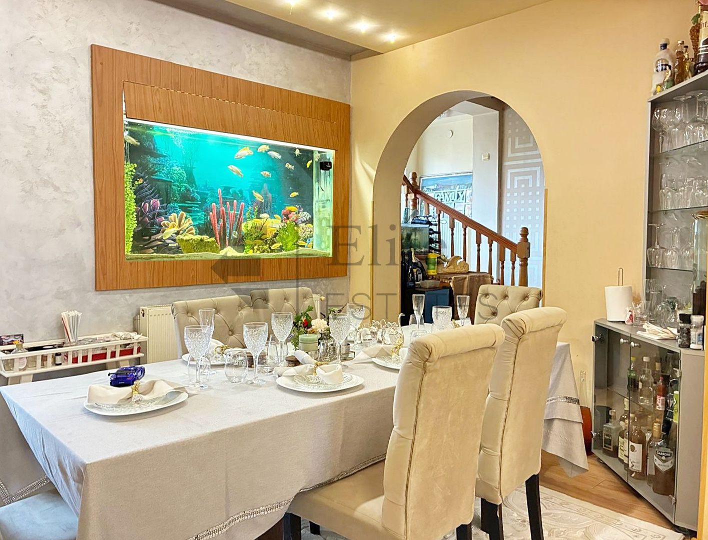 Casa singura in curte ultracentral in Oradea - Poză 3