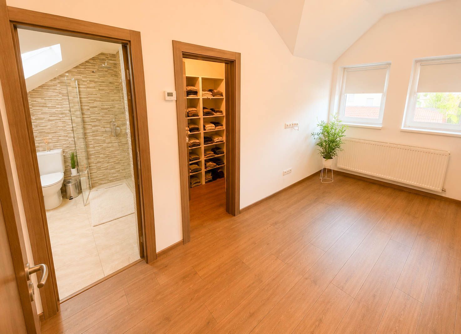 Duplex modern, 4 camere, zona Izvor - Poză 9