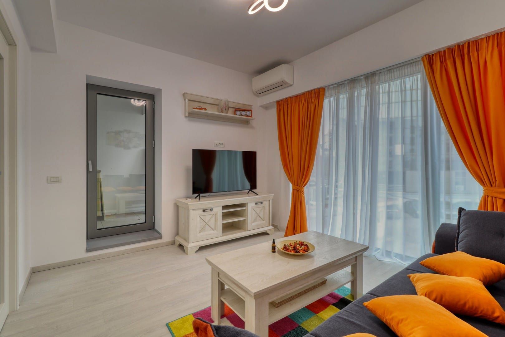 APARTAMENT DE LUX CENTRAL - Poză 2