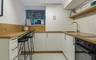 Garsonieră renovată integral, ideală pentru investiție sau regim hotel - Poză 5