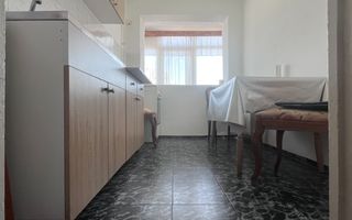 Zona Pavcom! Inchiriere apartament cu 2 camere in Targoviste, micro 6! - Poză 3