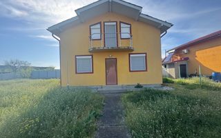 Casă spațioasă în Balș, zonă excelentă – aproape de centru și spital - Poză 1