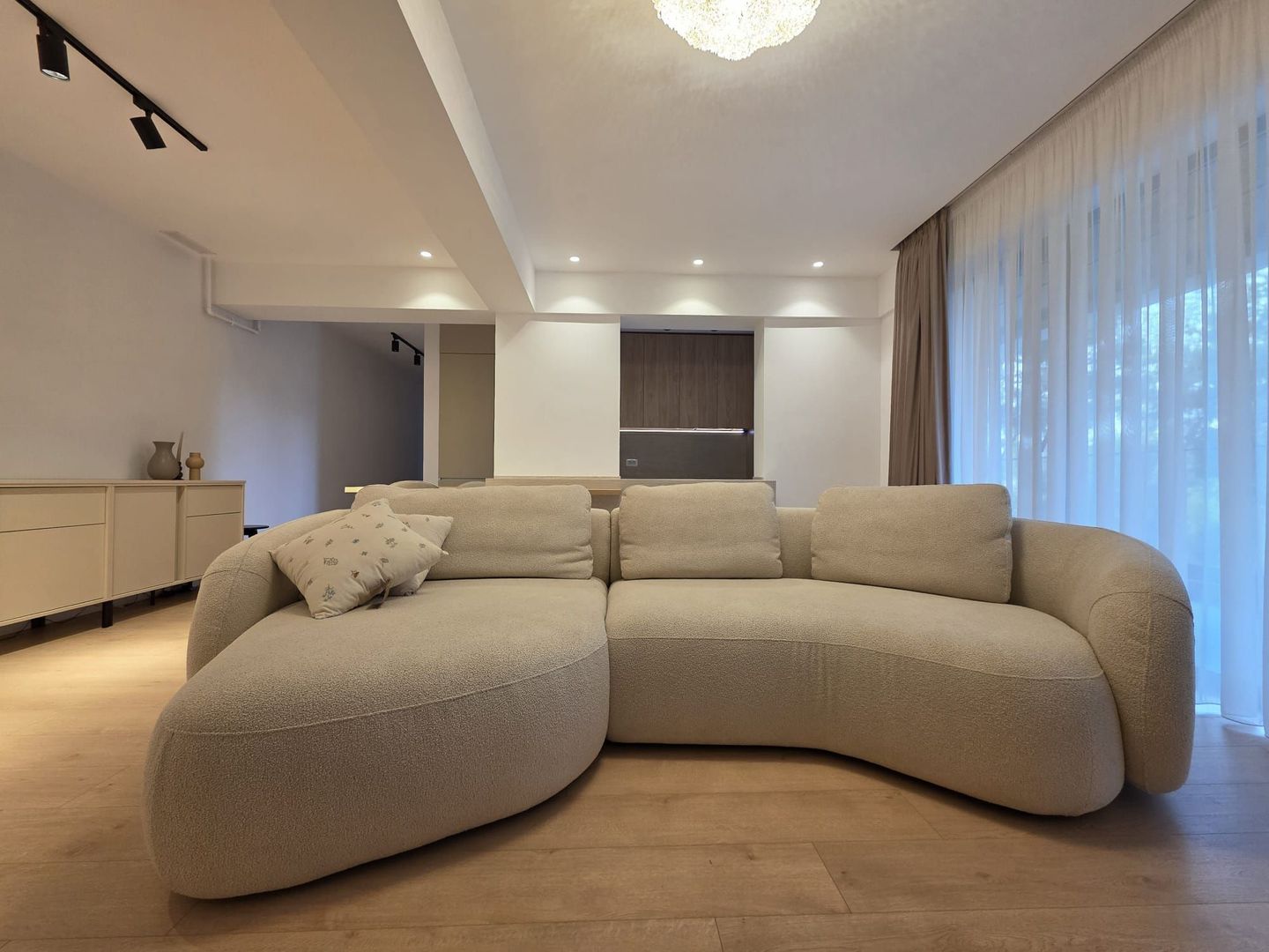 Apartament Nou 3 Camere de Închiriat - Iancu Nicolae, 95 m, NOU LUX - Poză 1