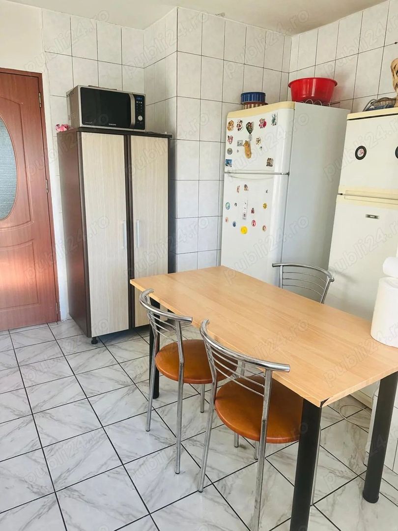 Apartament 3 camere de vanzare decomandat 77.14 mp, zona Drumul Sării - Poză 8