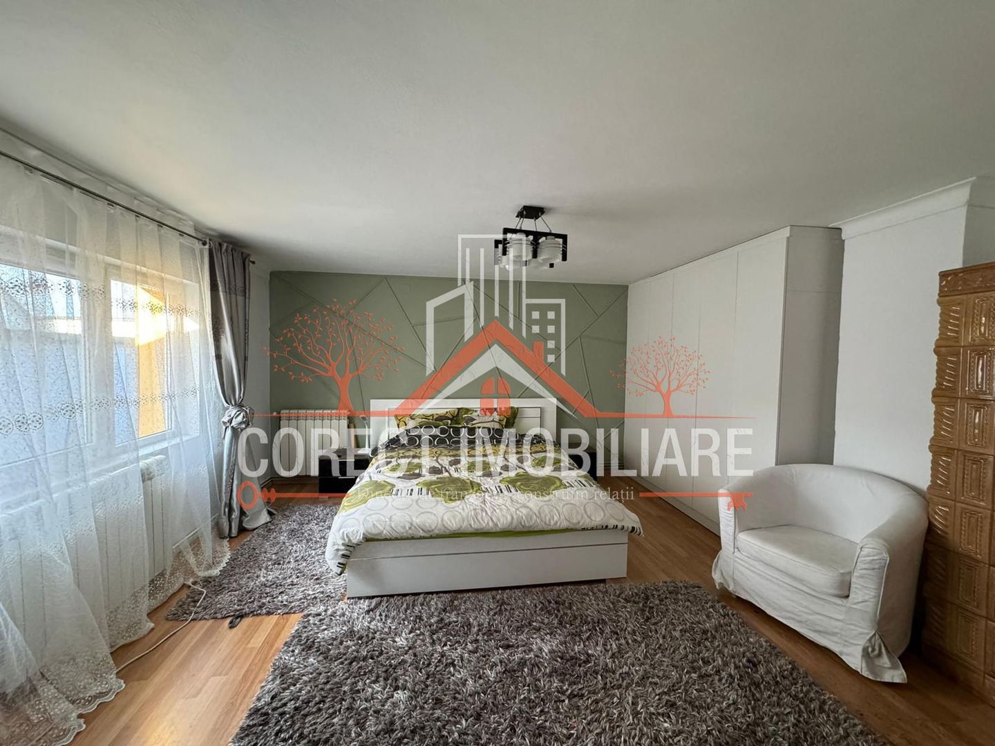 🏡 Casă spațioasă de vânzare - 210.000 € - Poză 4