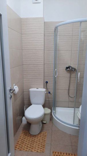 Garsoniera demisol foarte inalt centrala 26 mp - Poză 6