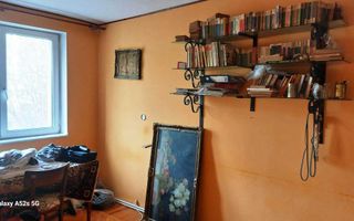 3 camere/ etaj intermediar/ Zona Lic.Teor. Lucian Blaga - Poză 2