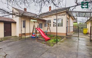 Casă cu 2 camere și 475 mp teren - Zona Aradul Nou - Arad