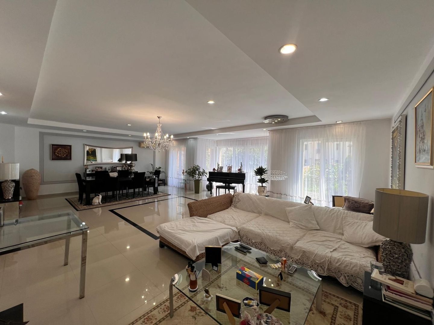 Vila 5 camere de inchiriat in Cosmopolis - Poză 1