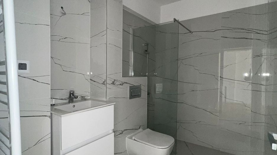 Studio Modern | Ivory Residence | 40 mp - Poză 5