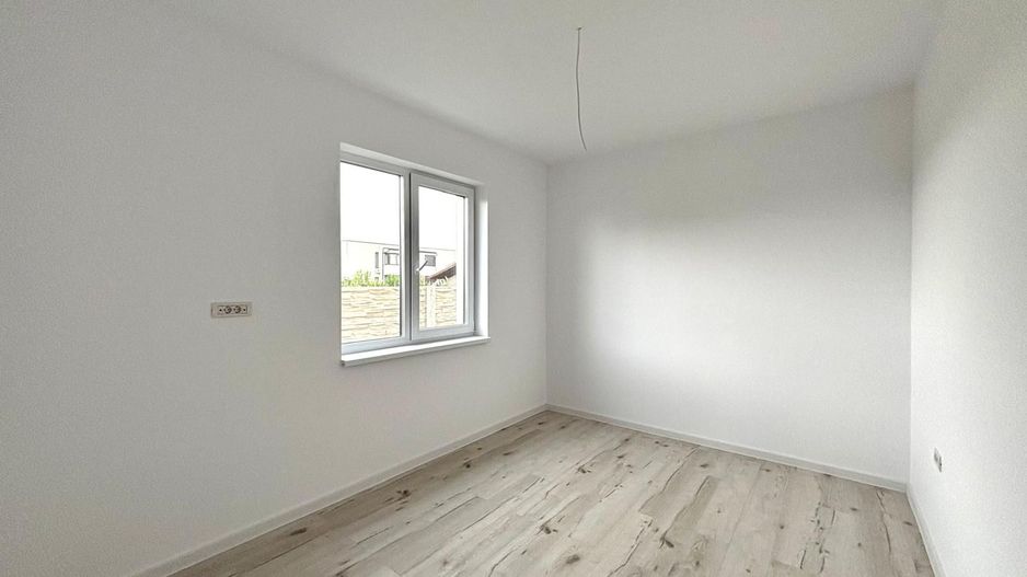 Duplex  modern pe parter cu 4 camere, Sacalaz - Poză 4