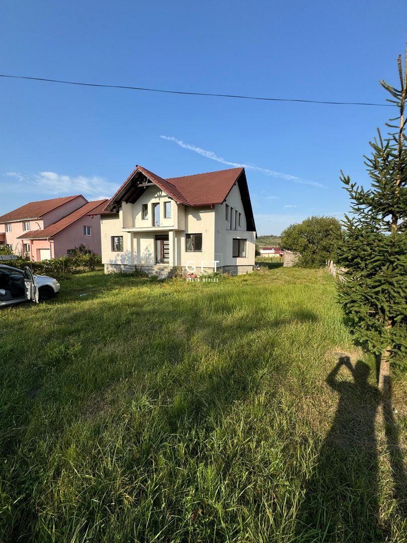 Casa de vanzare la Orheiul Bistritei si teren de 24 de ari - Poză 20