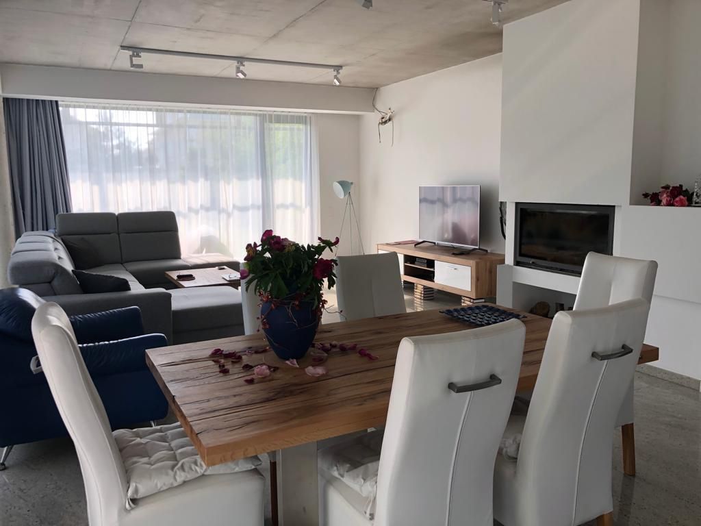 Modern villa | 6 rooms | Iancu Nicolae - Poză 2