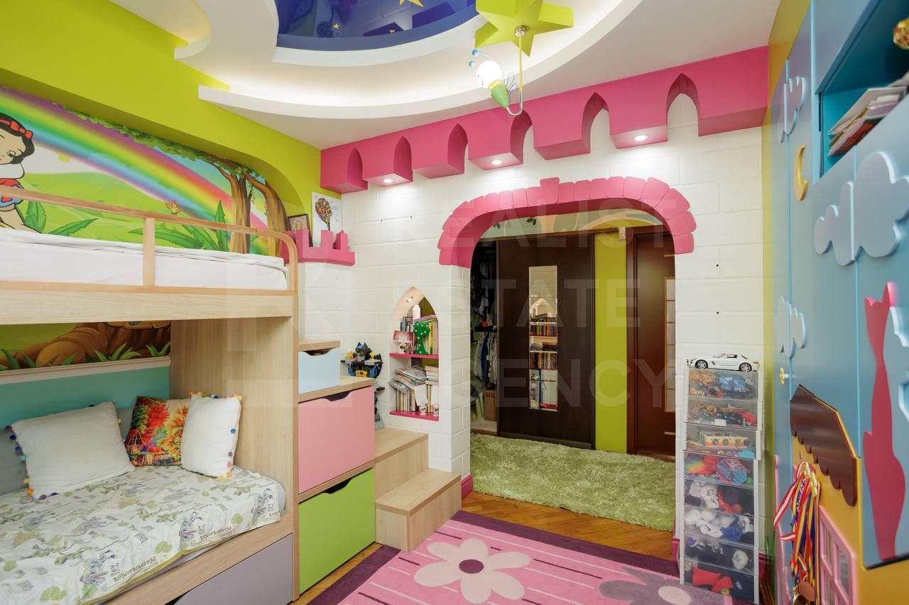 Vânzare, apartament 2 camere, living, bulevardul Traian, Botanica. - Poză 12