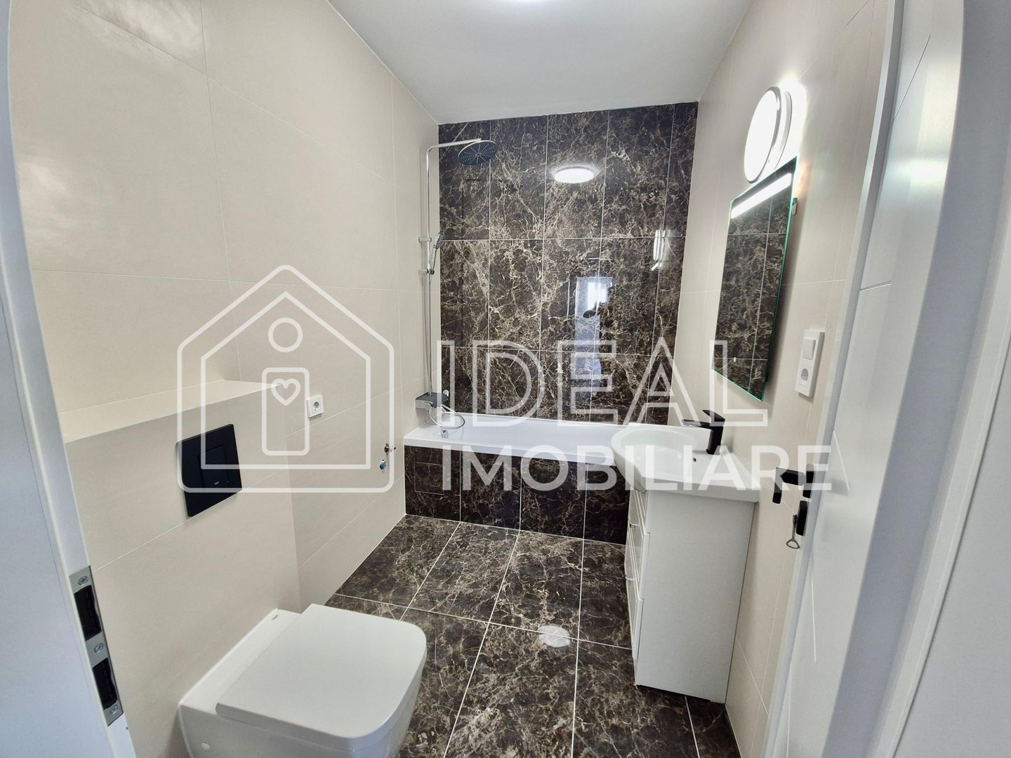 Apartament 3 camere si balcon |  Calea Surii Mici - Poză 9