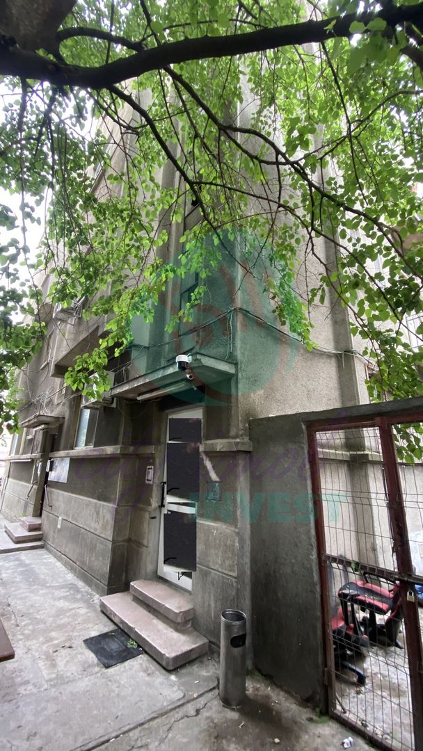 Vila Interbelică Foisorul de Foc – Investiție sau Sediu Firmă - Poză 2