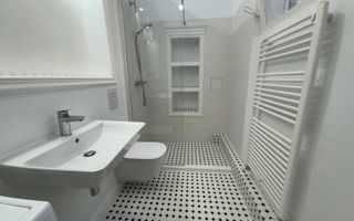 INCHIRIERE VILA 6 CAMERE | DECOMANDAT | ZONA VATRA LUMINOASA - Poză 9