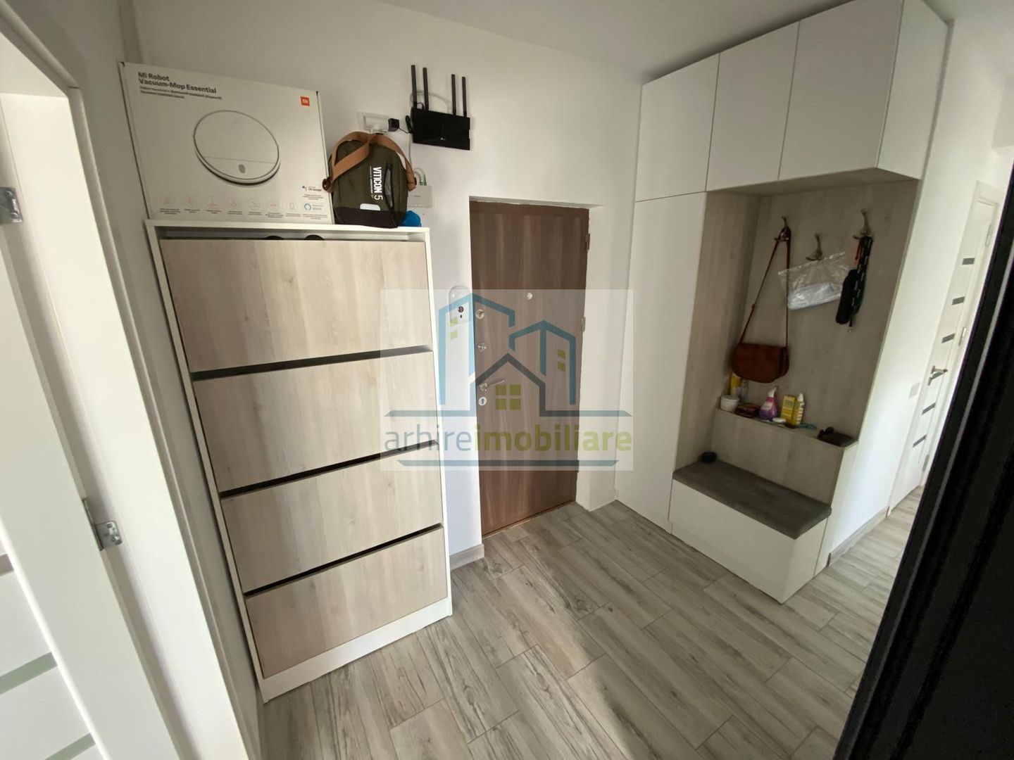 Apartament 3 camere decomandat zona Trapezului - Poză 9