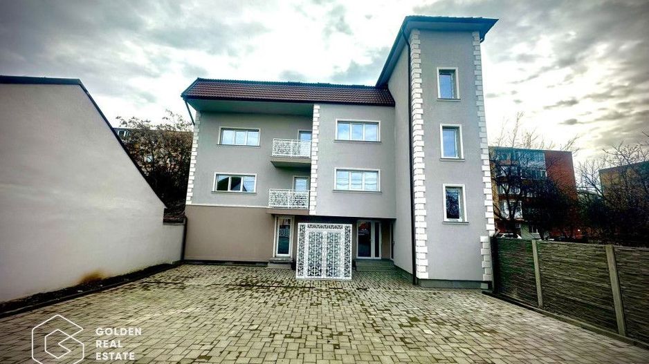 Cladire cu destinatie comerciala,800mp, D,P+2Etaje,locatie exceptionala - Poză 1