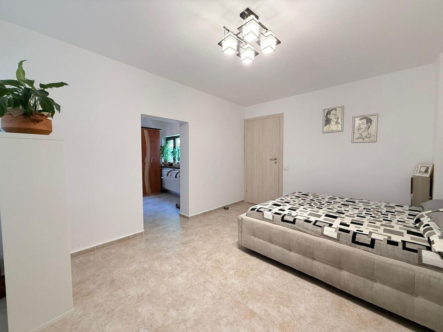 Casa renovata integral | acces auto in curte | Centrala proprie - Poză 6