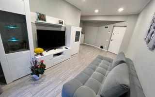 Parcare subterana si supraterana . Etaj 1 cu lift. Pozitie excelenta. - Poză 1