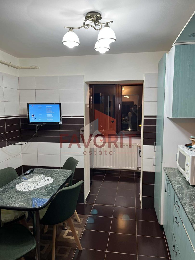 3 camere, decomandat | etaj 4 | centrala proprie | mobilat | zona excelenta - Poză 8