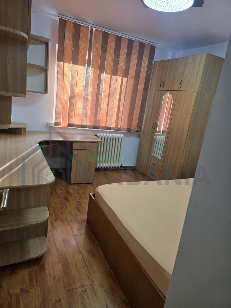 Apartament 3 camere, Nicolina 1, decomandat - Poză 5