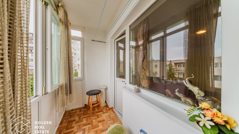Apartament spatios cu 3 camere, Vlaicu Lebada, centrala proprie - Poză 13