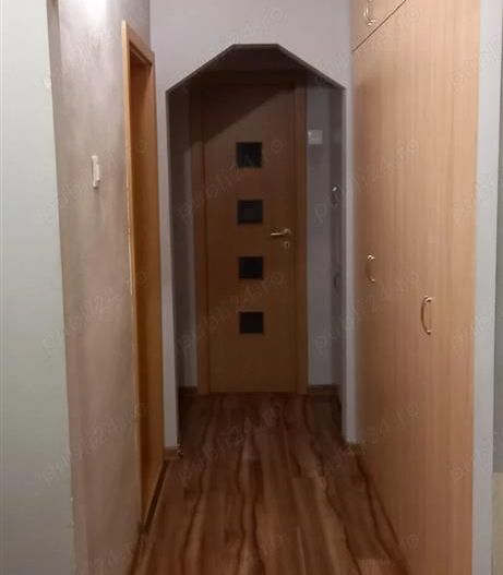 Apartament 3 camere zona Lipovei cu centrala - Poză 9