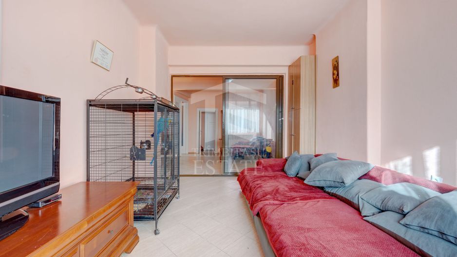 Zona C Calarrasilor ,apartament în imobil interbelic - Poză 5
