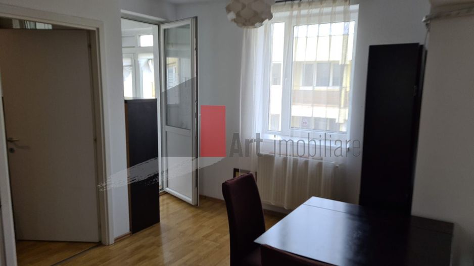 Apartament 2 camere zona Giulesti - loc de parcare inclus - Poză 3