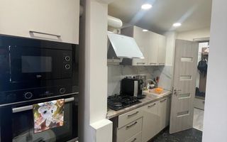 Vanzare apartament 3 camere in Titan, 5 minute metrou Grigorescu, renovat total - Poză 2
