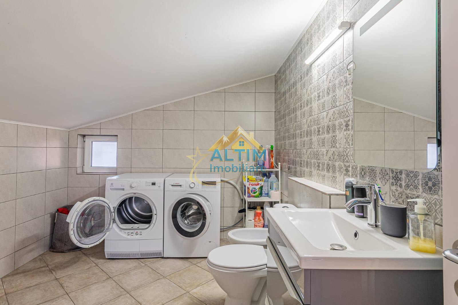 Casa de vânzare cartier Izvor, Brașov - Poză 13