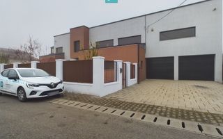 Vilă de lux cu două locuințe, în Dumbrăvița – Locație Excelentă! - Poză 44