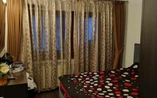 Apartament cu 3 camere/ 65mp Etajul 3/ Zona Podu Ros - Poză 1