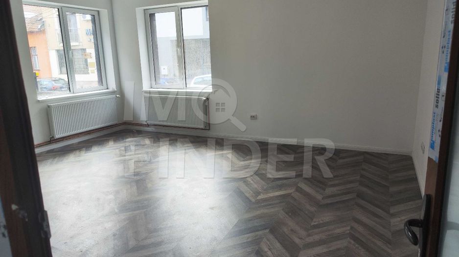 Inchiriere casa individuala Centru, ideal birouri, IT, 300 mp , teren 1000 mp - Poză 3