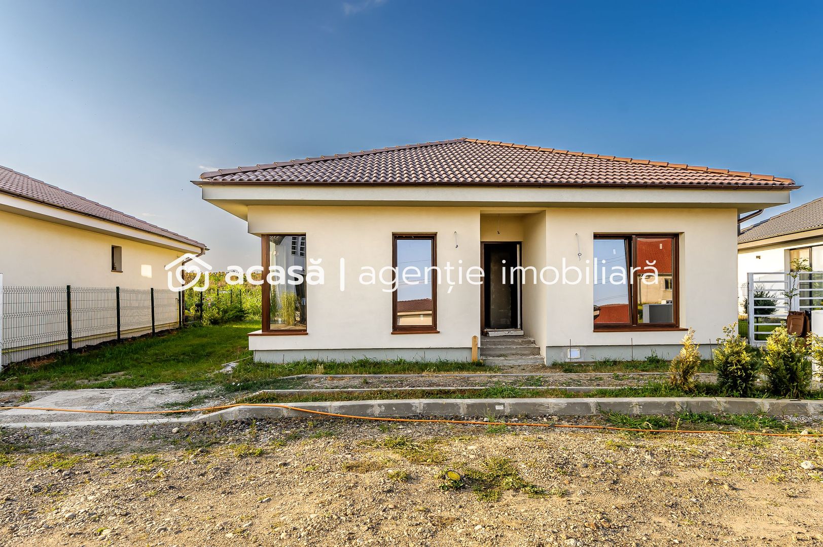 Casă la cheie la preț de apartament în Arad - Poză 1