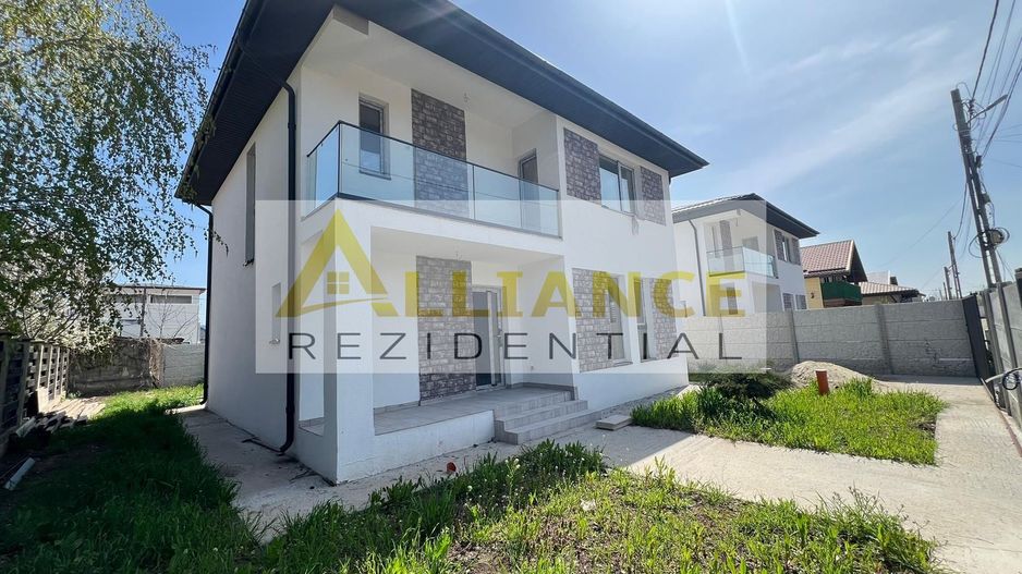 Vila Individuala - 5 camere-3 bai-Strada Miorita-500 M  de STV - Poză 1