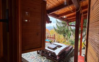 Casă de  vânzare cu vedere panoramică - Poză 11