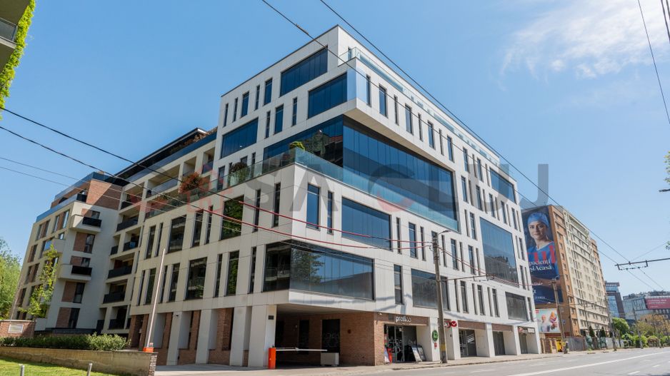 Birou Clasa A, 207 mp, complet finisat — M-Avenue, la 500 m de Iulius Mall - Poză 1