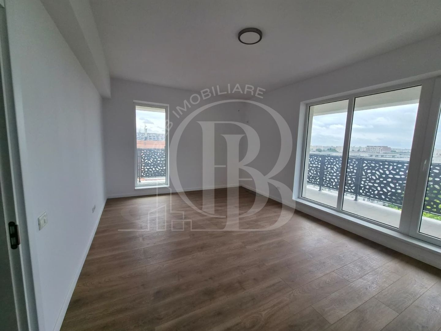 3 camere Loc de parcare inclus Terasa 35mp Liviu Rebreanu - Poză 10
