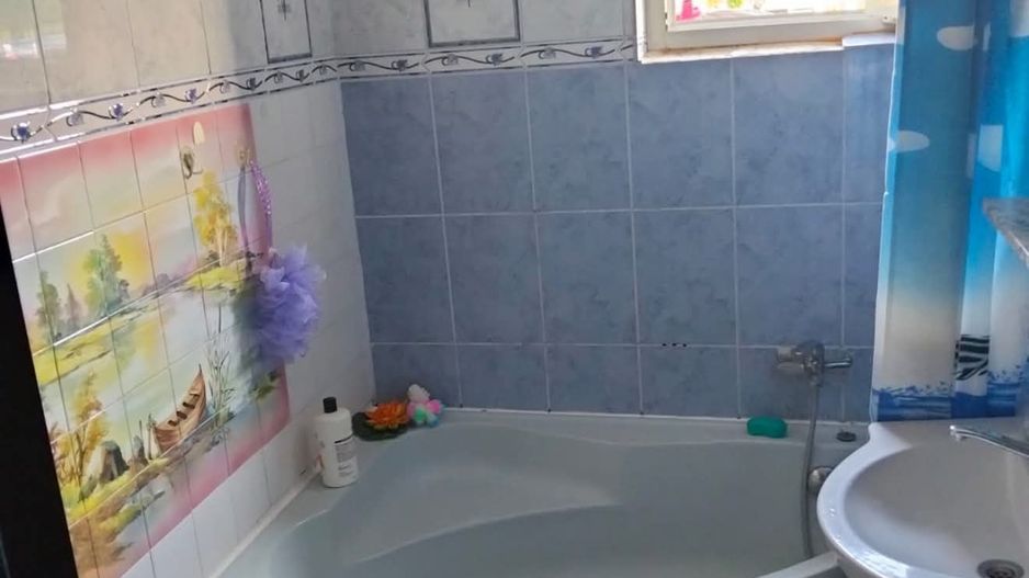 Vând apartament 3 camere - Poză 7