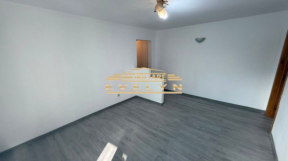 Apartament 3 camere de vânzare – Zona Primăverii, Str. Elie Radu - Poză 3