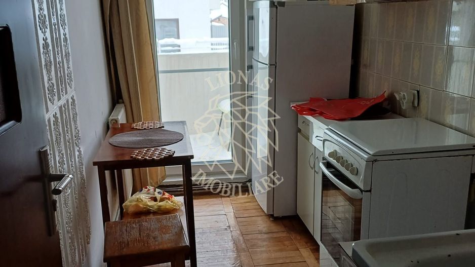 Apartament compartimentat cu 2 garsoniere-parter-Zona Policlinica - Poză 2