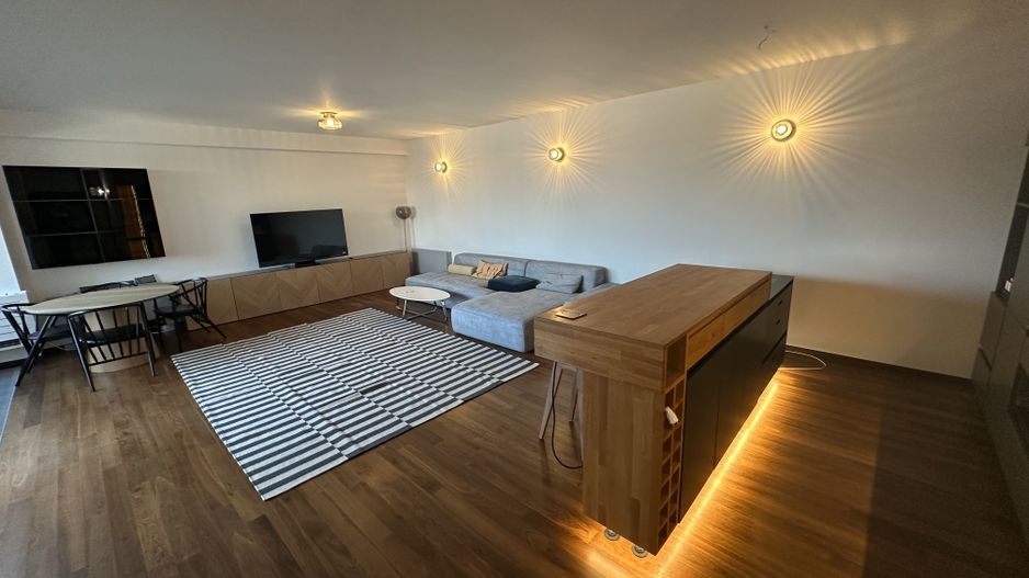 Apartament 3 camere cu parcare subterana - Poză 1