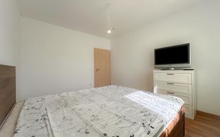 Apartament 2 camere,  decomandat, 2 locuri parcare, Tractorul - Poză 3