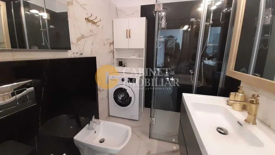 Vanzare - 2 camere - DECOMANDAT - Copou - Poză 1