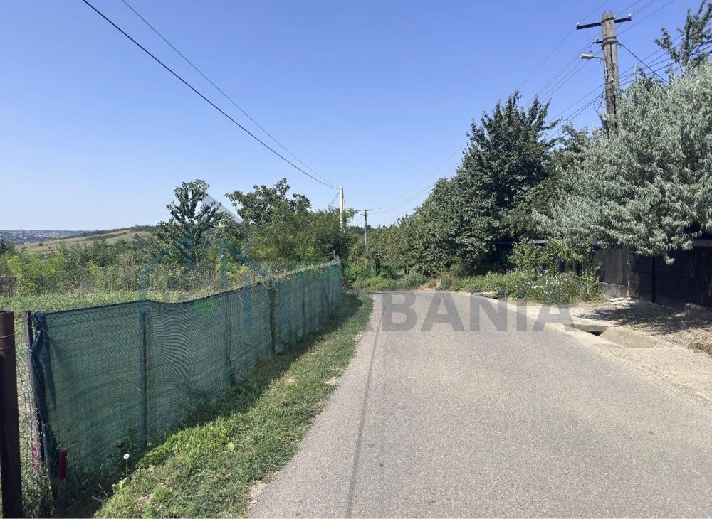Teren intravilan de vanzare in Sat Ciurea, Comuna Ciurea, Judetul Iasi - Poză 1