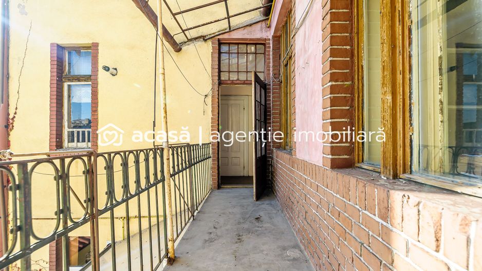 VANDUT ! Apartament cu 4 camere în Palatul Bohuș, Arad - Poză 8