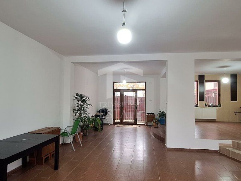 Spatiu comercial Modern in Vila Bld. Pipera str. Drumul Negru - Poză 3